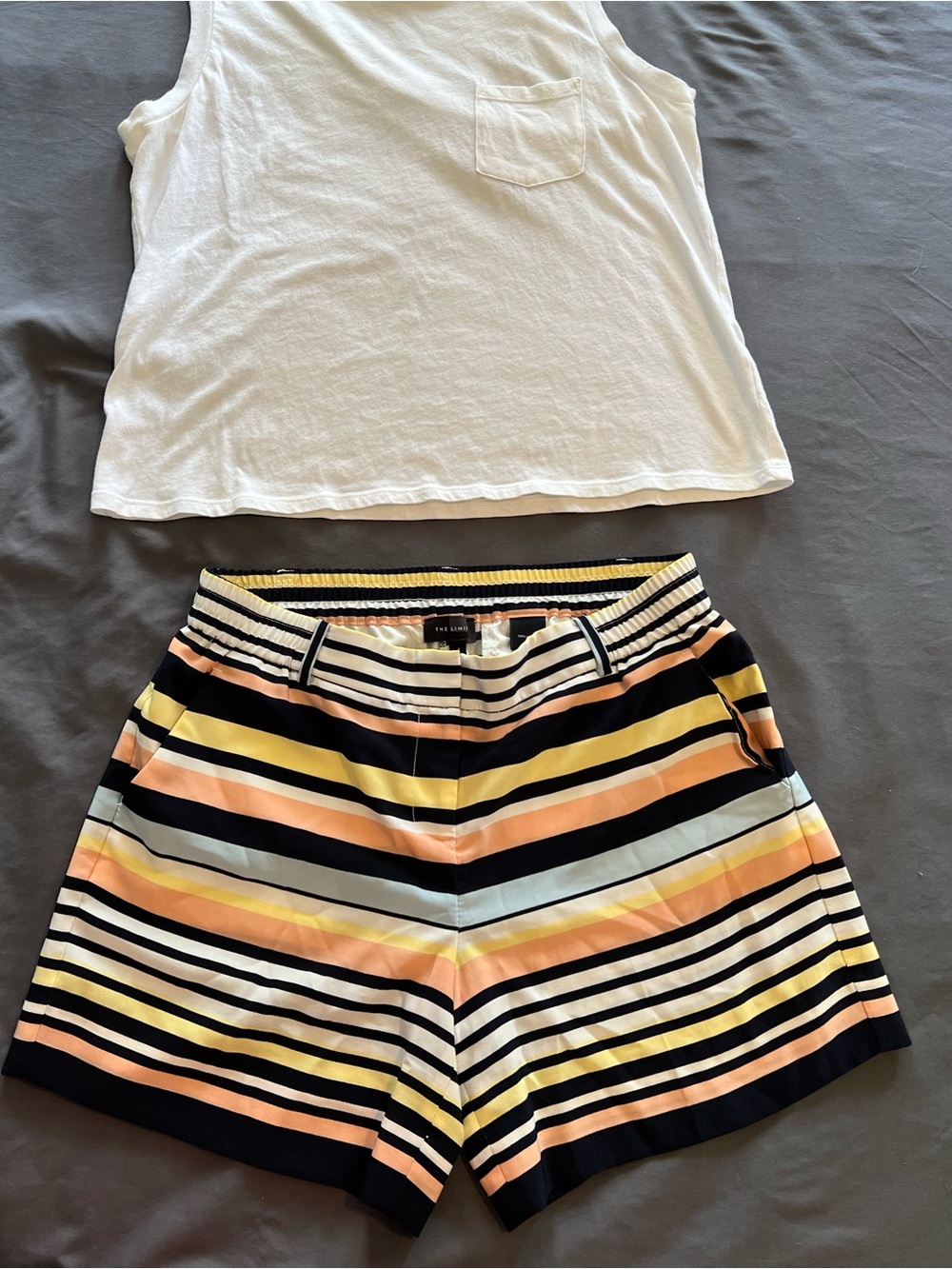 The Limited Striped Pastel Mid-Rise Women's Shorts - Navy, Peach & Yellow size 4